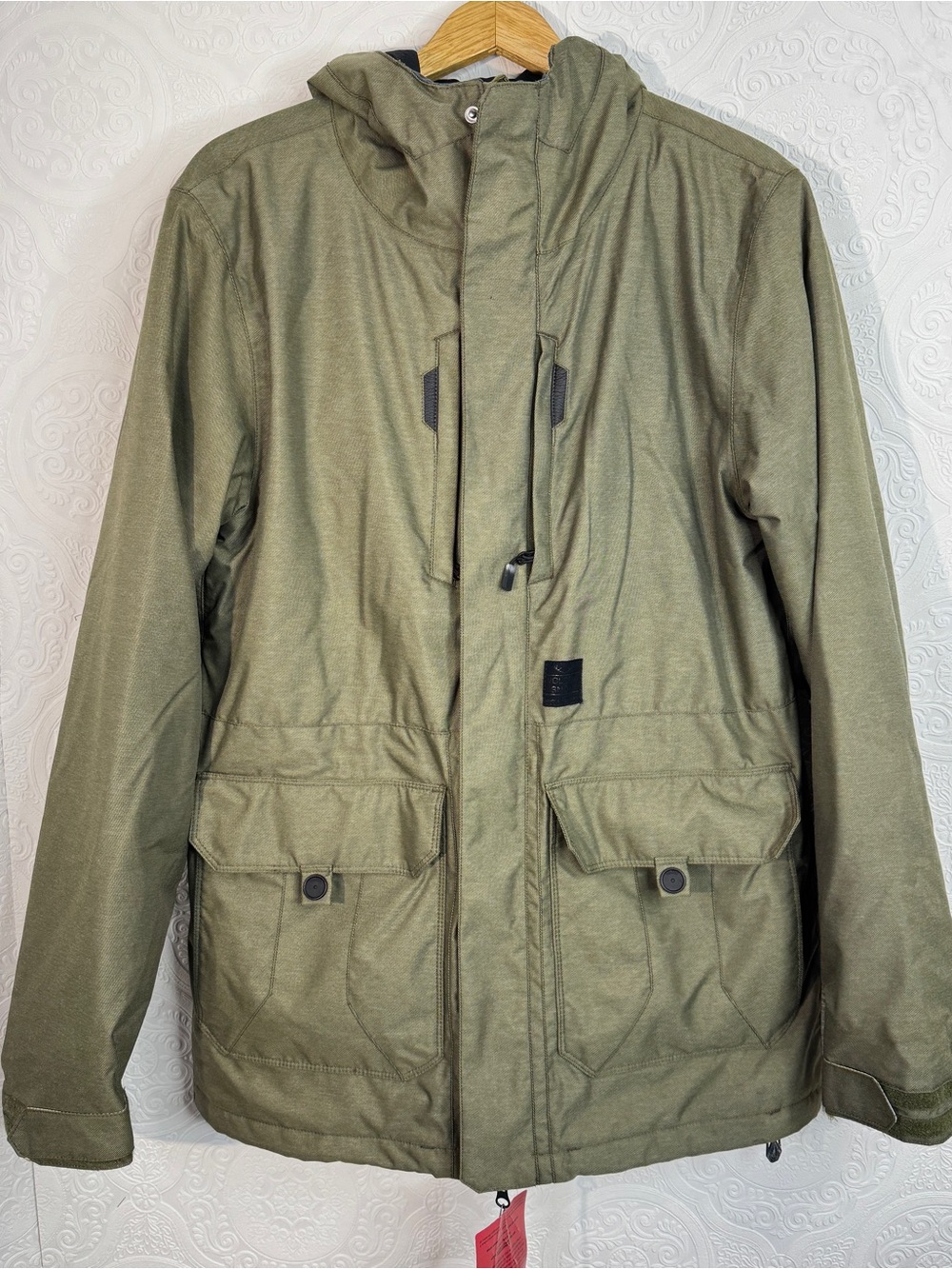Volcom Men's Snowboarding Ski Jacket MEDIUM Olive Green Snow Skirt Hooded GREAT